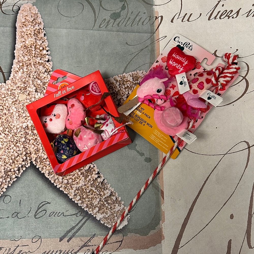 ❣️5|$25❣️Pink Cat Toy your choice New